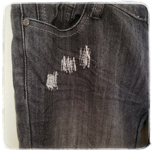 Pistazho Distressed Wide Bottom Jeans size 5/6 - Picture 4 of 5